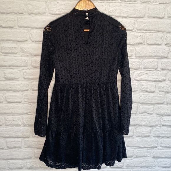 Women’s Black Streetwear society dresses sz Medium - Picture 9 of 9